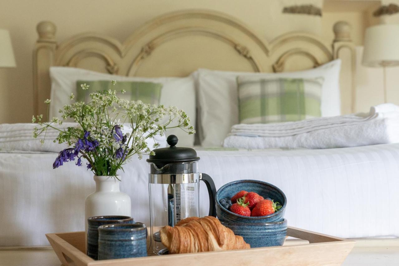 Bearslake Inn Bridestowe Bagian luar foto