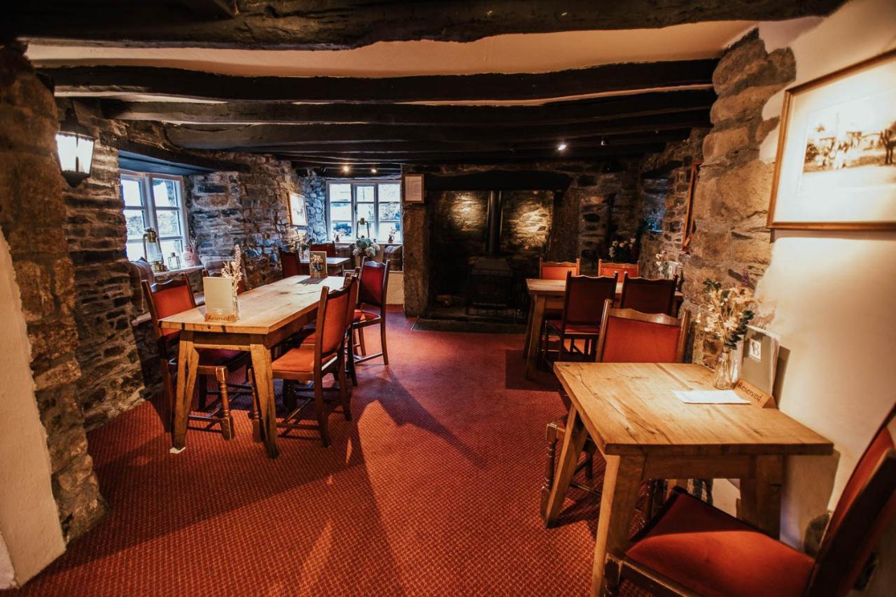 Bearslake Inn Bridestowe Bagian luar foto