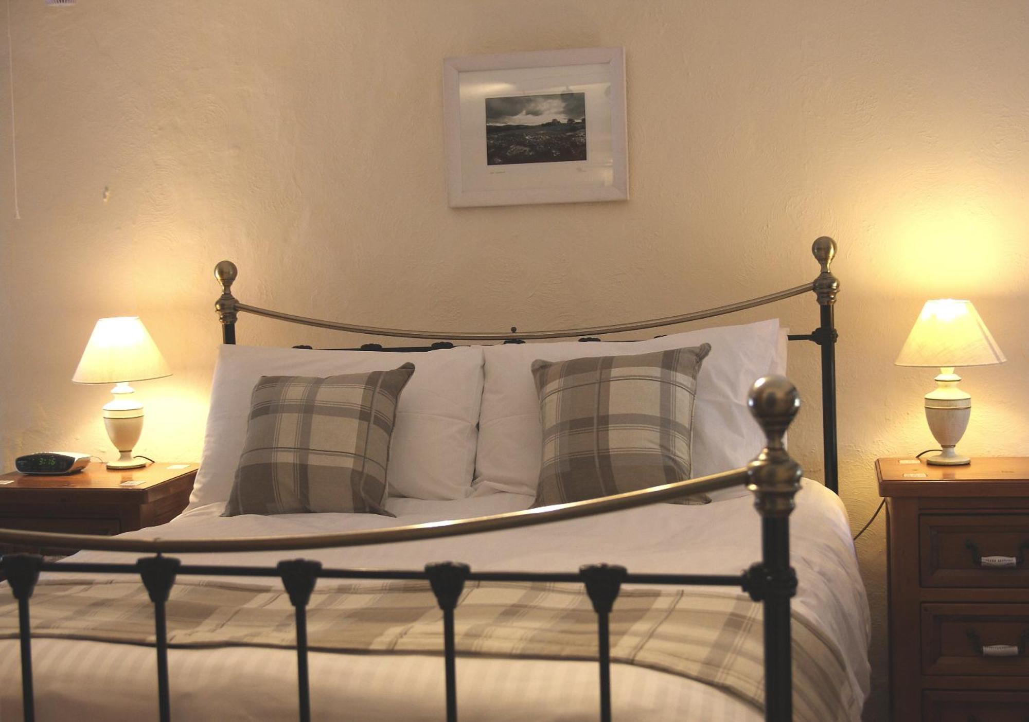 Bearslake Inn Bridestowe Bagian luar foto
